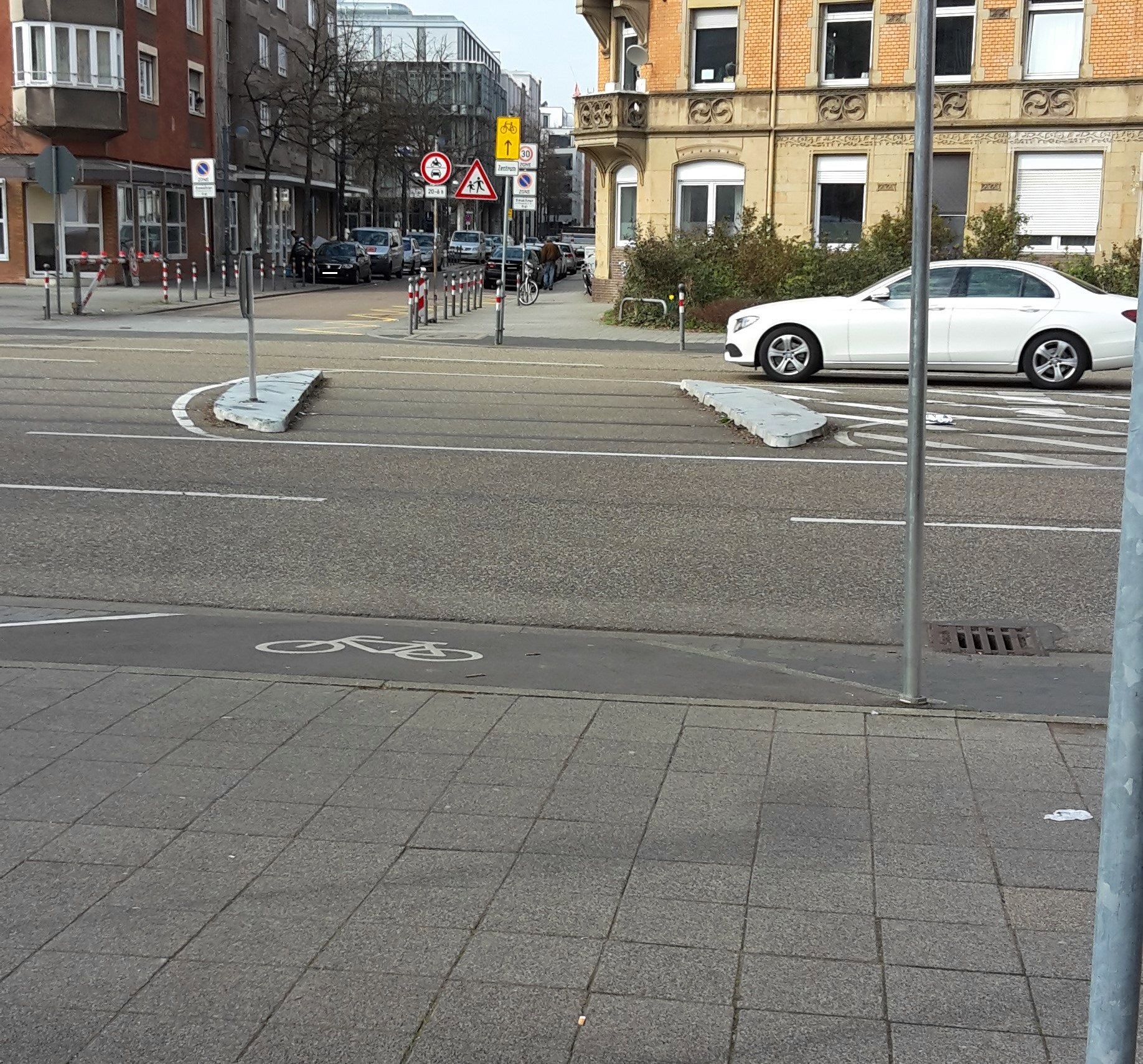 Beiträge in der Kapellenstraße